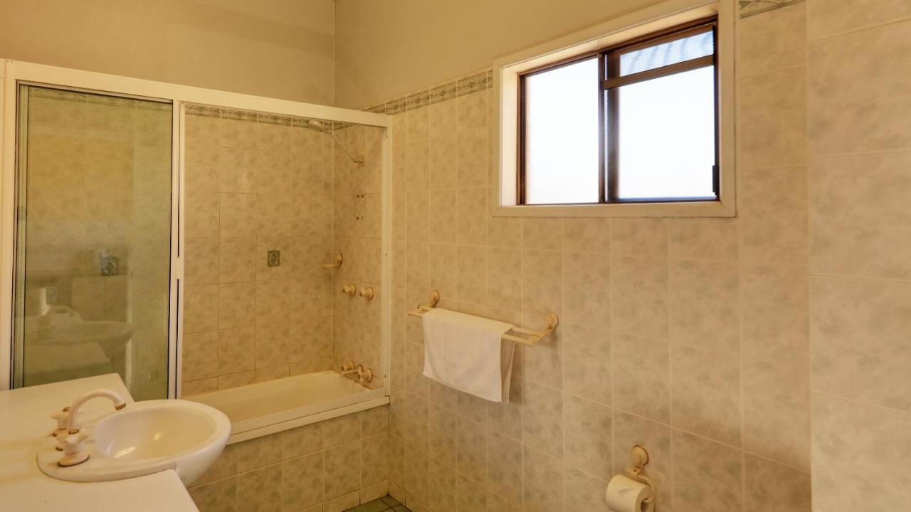 Townview Motel Mount Isa Εξωτερικό φωτογραφία