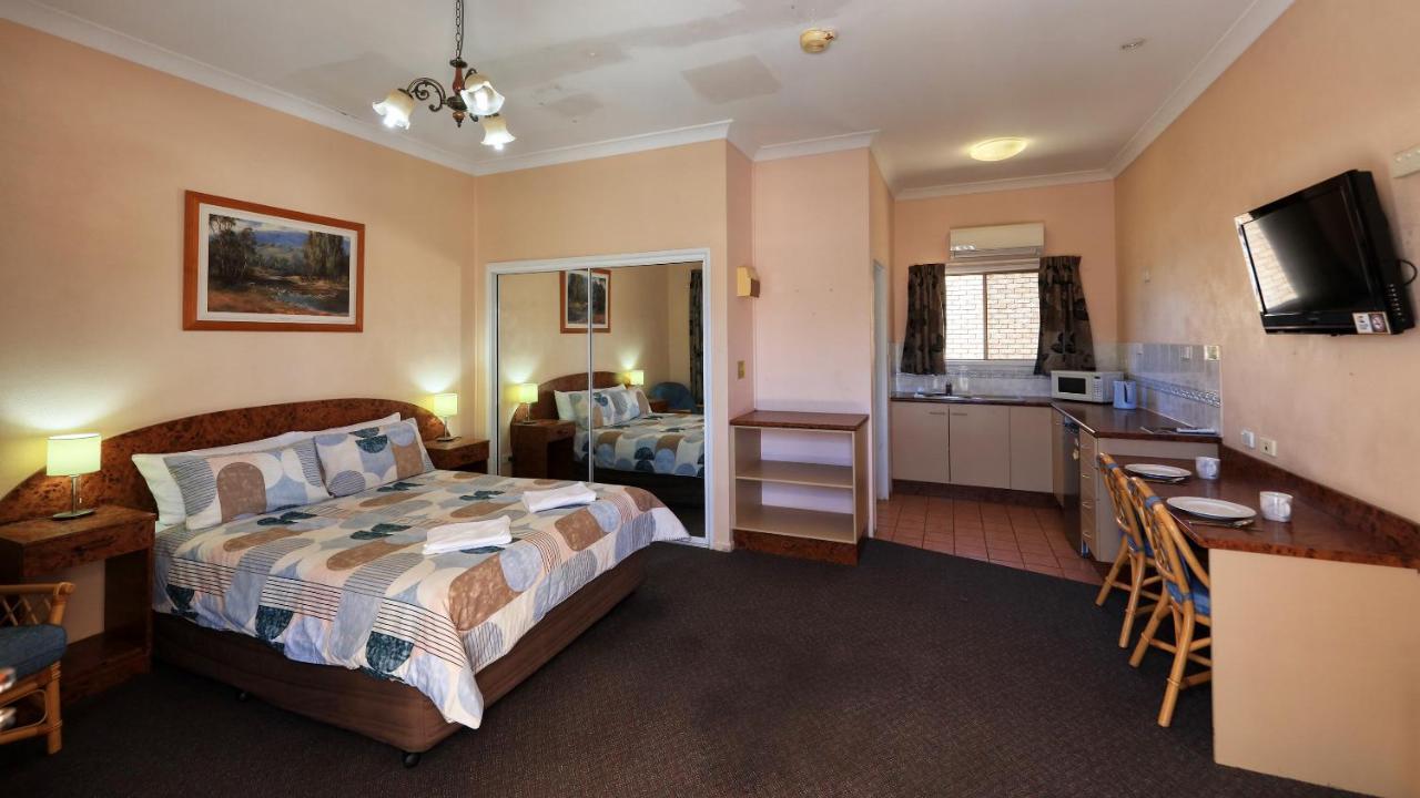 Townview Motel Mount Isa Εξωτερικό φωτογραφία