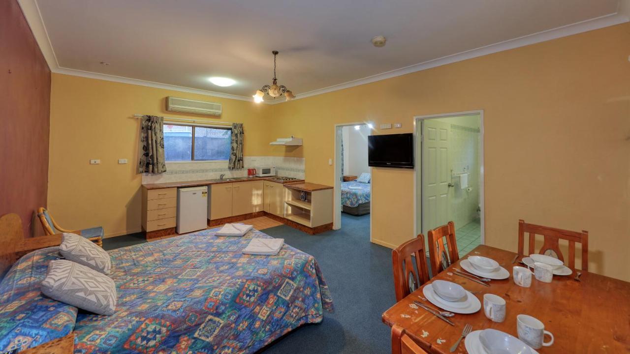 Townview Motel Mount Isa Εξωτερικό φωτογραφία